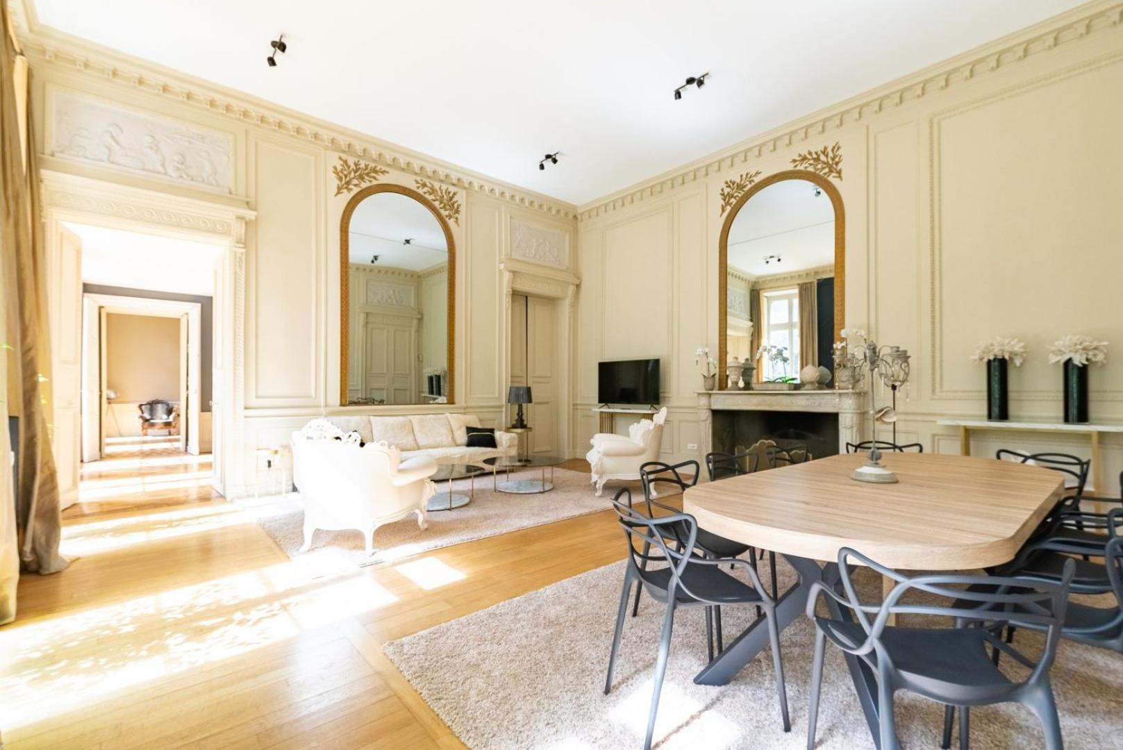 Chambellan Des Ducs - Caractere Et Apartamento